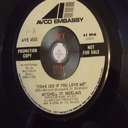 Mitchell & St. Nicklaus - Come See If You Love Me / Don't Go Daddy